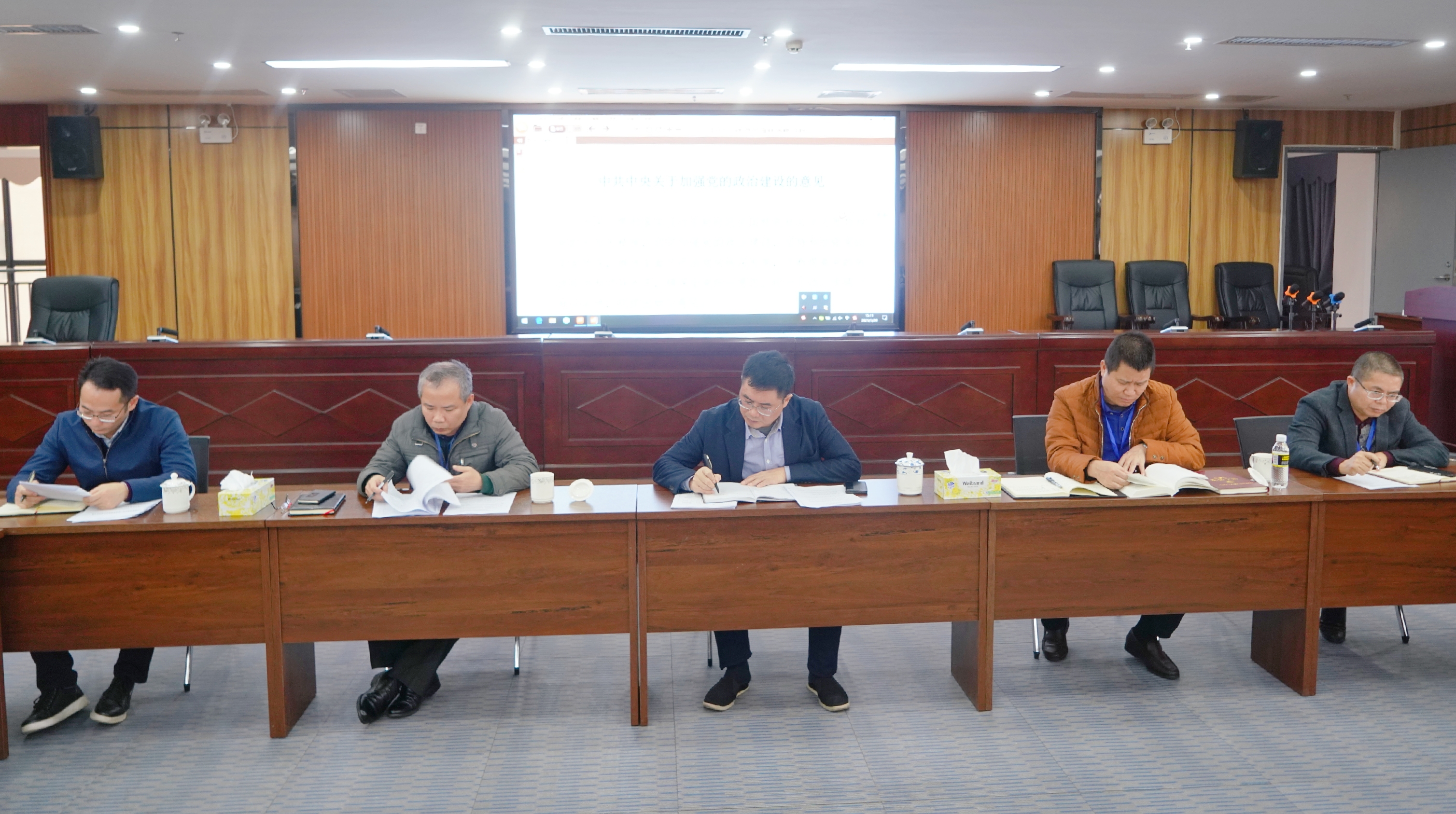 巅峰国际官网-追求康健,你我一起生长