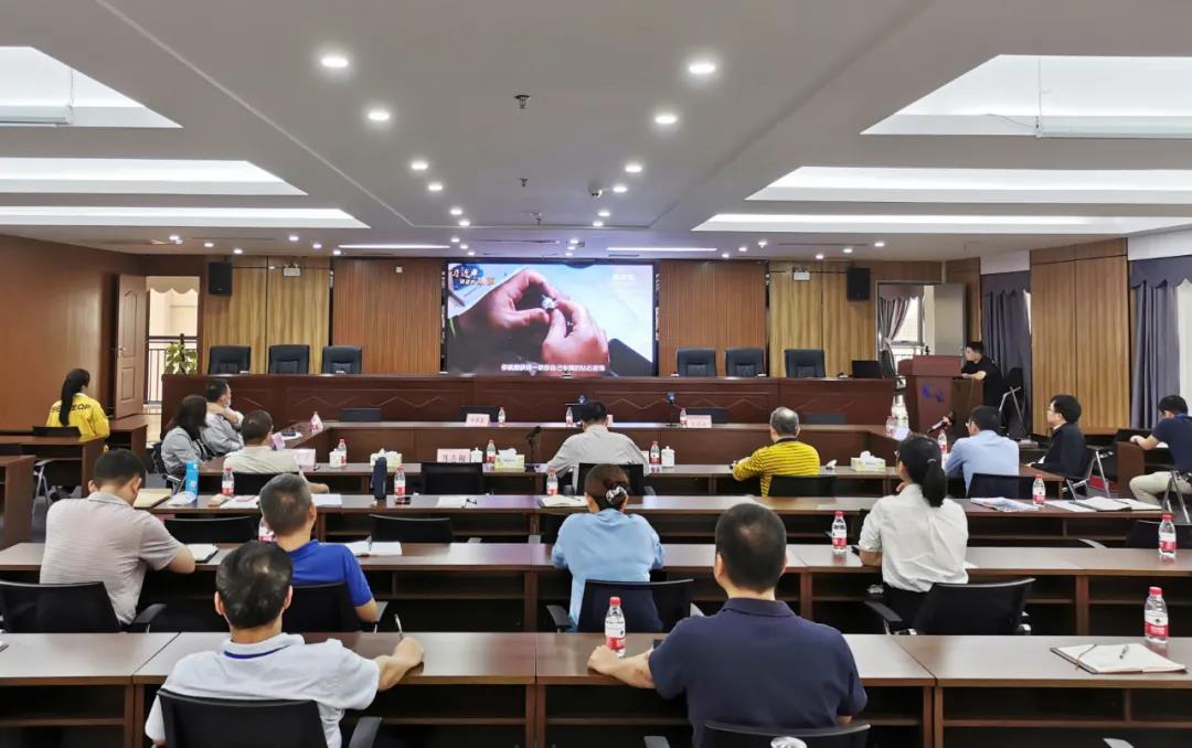 巅峰国际官网-追求康健,你我一起生长